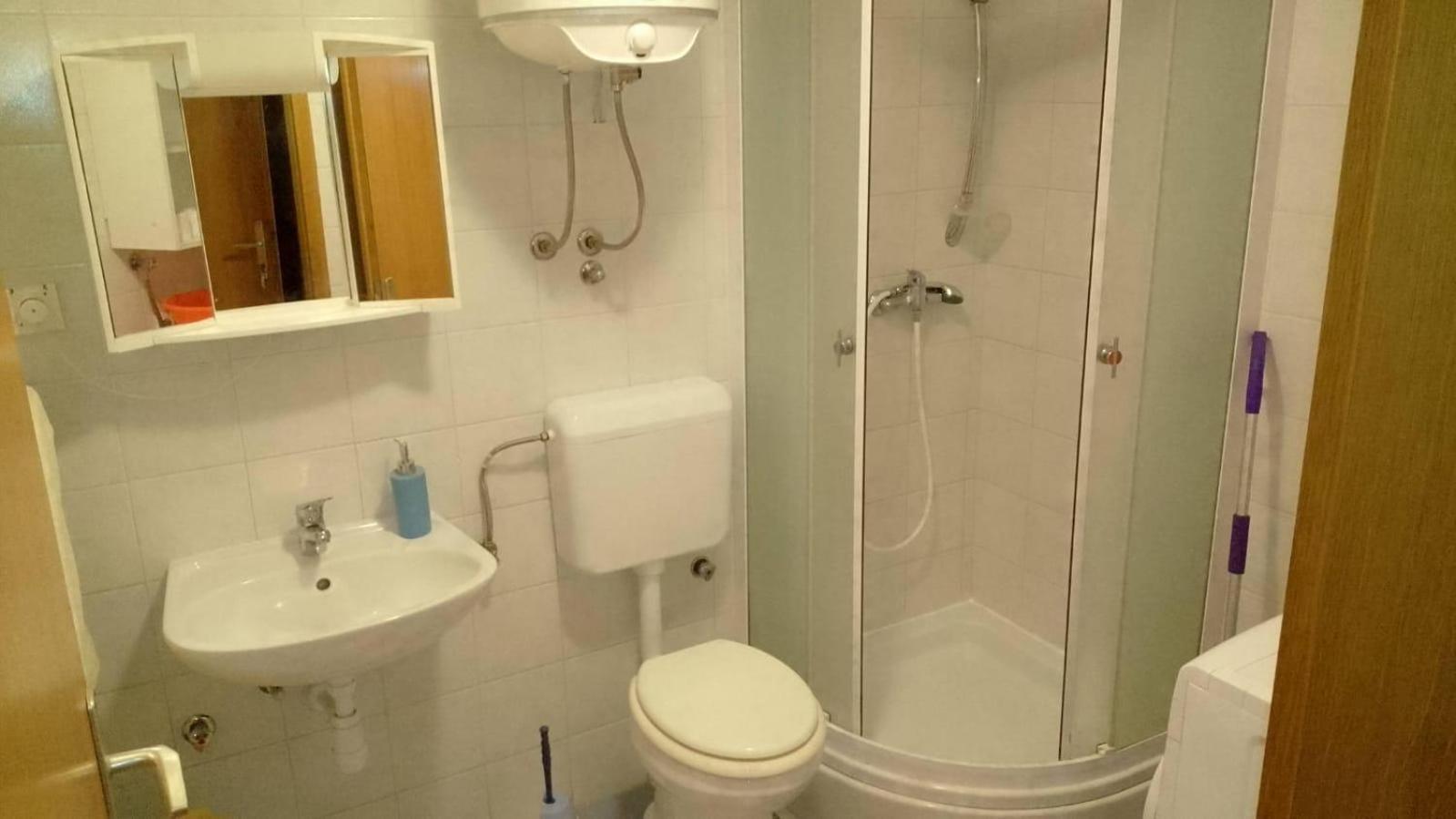 Apartmani Ledenko Kaštela Εξωτερικό φωτογραφία